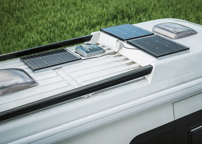 RV Electrical system: Solar power