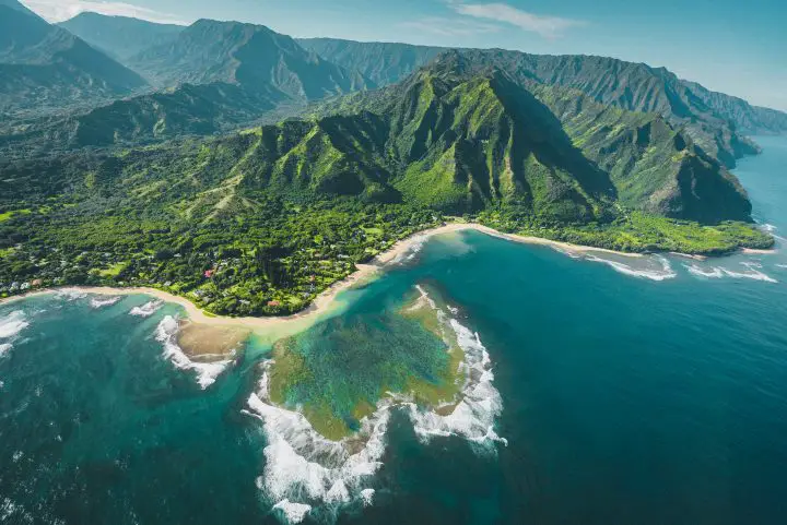 Sailing from Hawaii