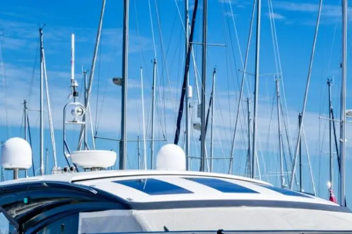 What are the Best Single-Handed Sailboats and Catamarans_Where you make it