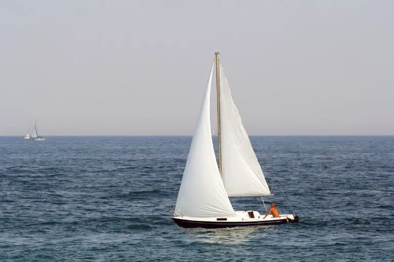 best single hand sail yacht