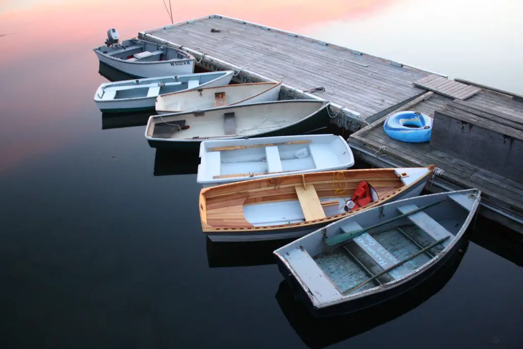 dinghy boat dock