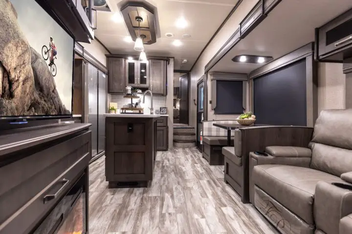 Best Luxury Travel Trailers - Top Picks & Reviews 2023 - Where You Make It